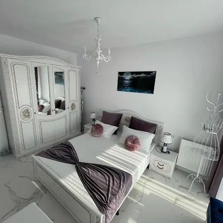 Appartamento Deep Blue Apartament Mamaia Nord *